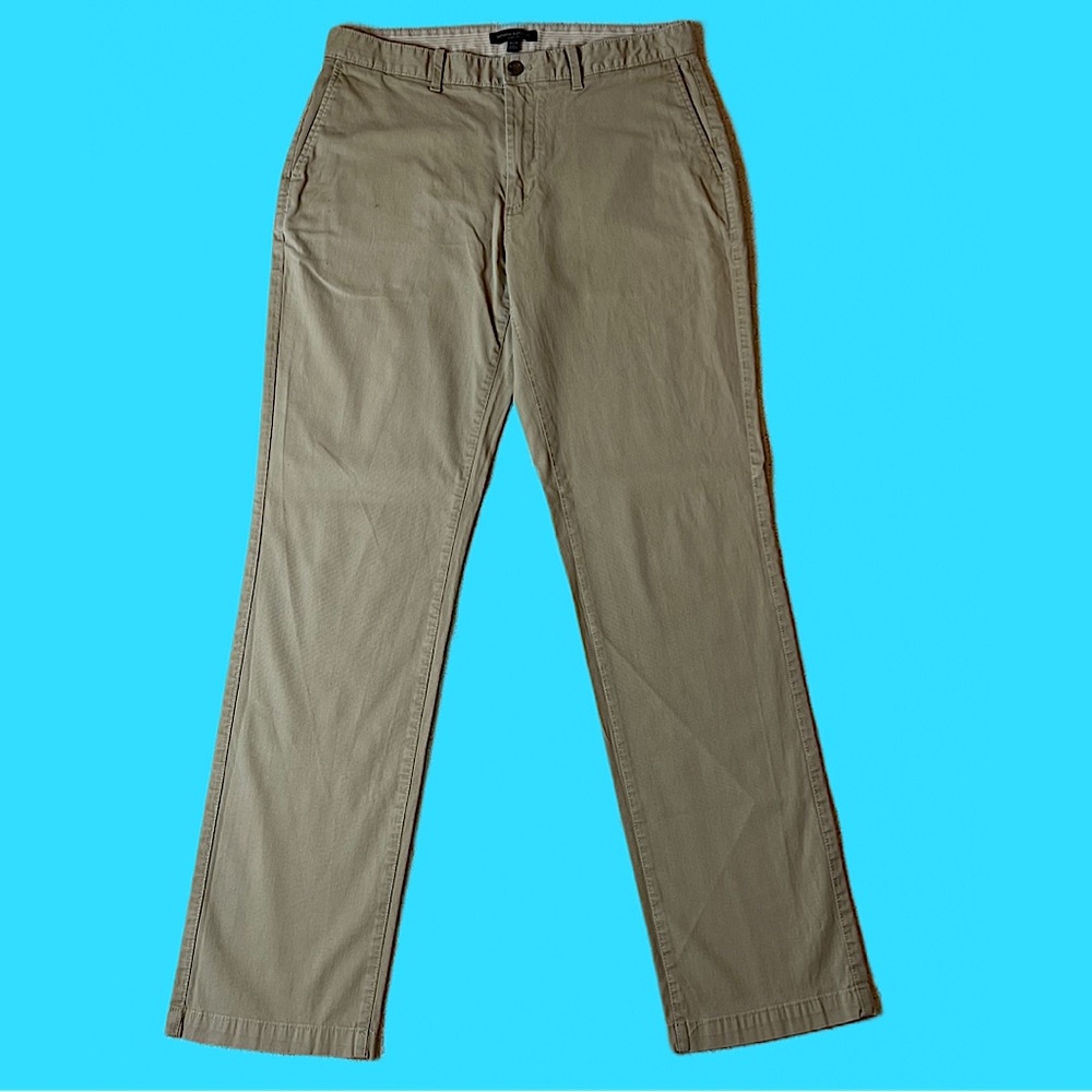 Banana Republic Men’s Aiden Fit Chino Pants